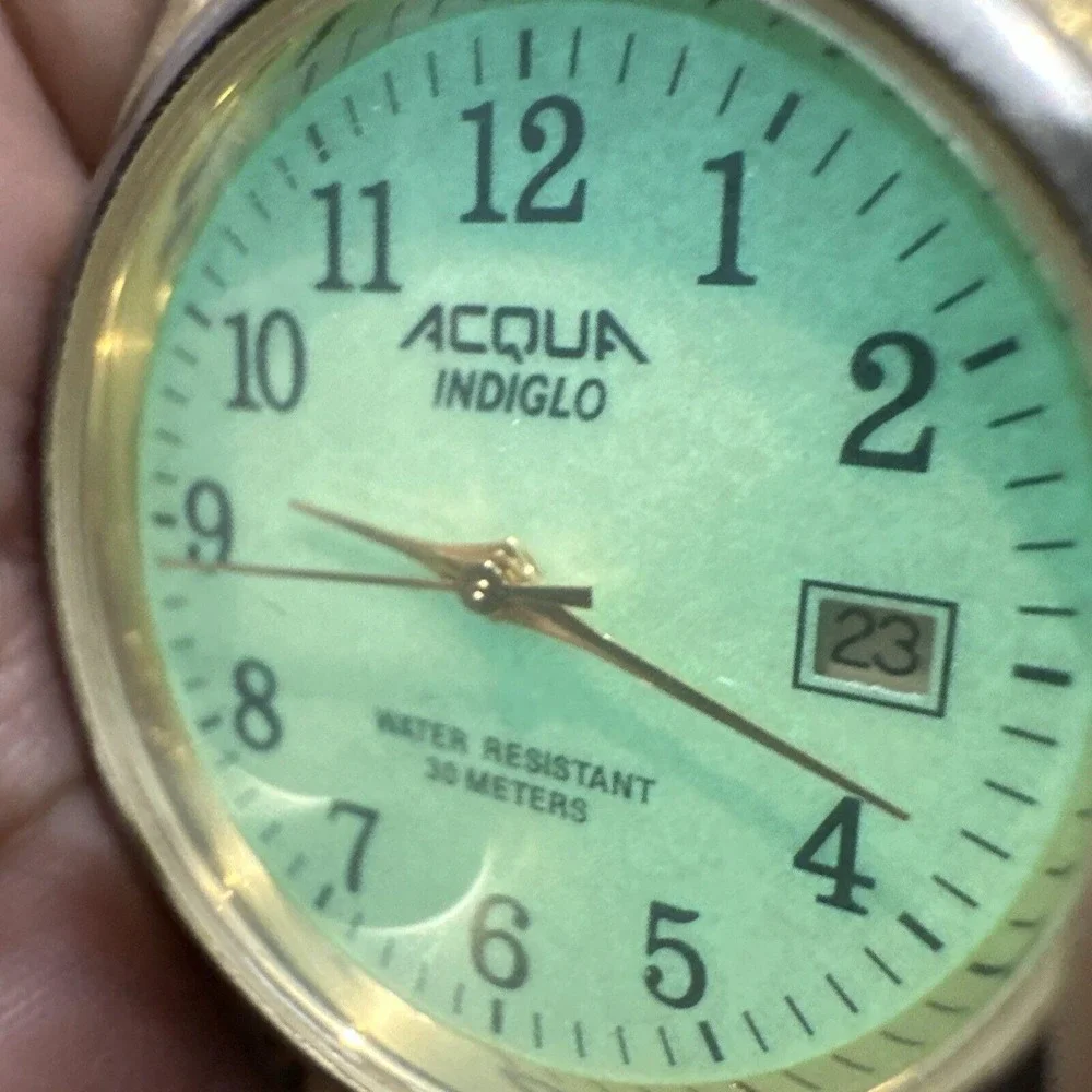 Working Acqua 36mm by Timex Indiglo men's‎ Gold Watch. 4.775.964  Light Works